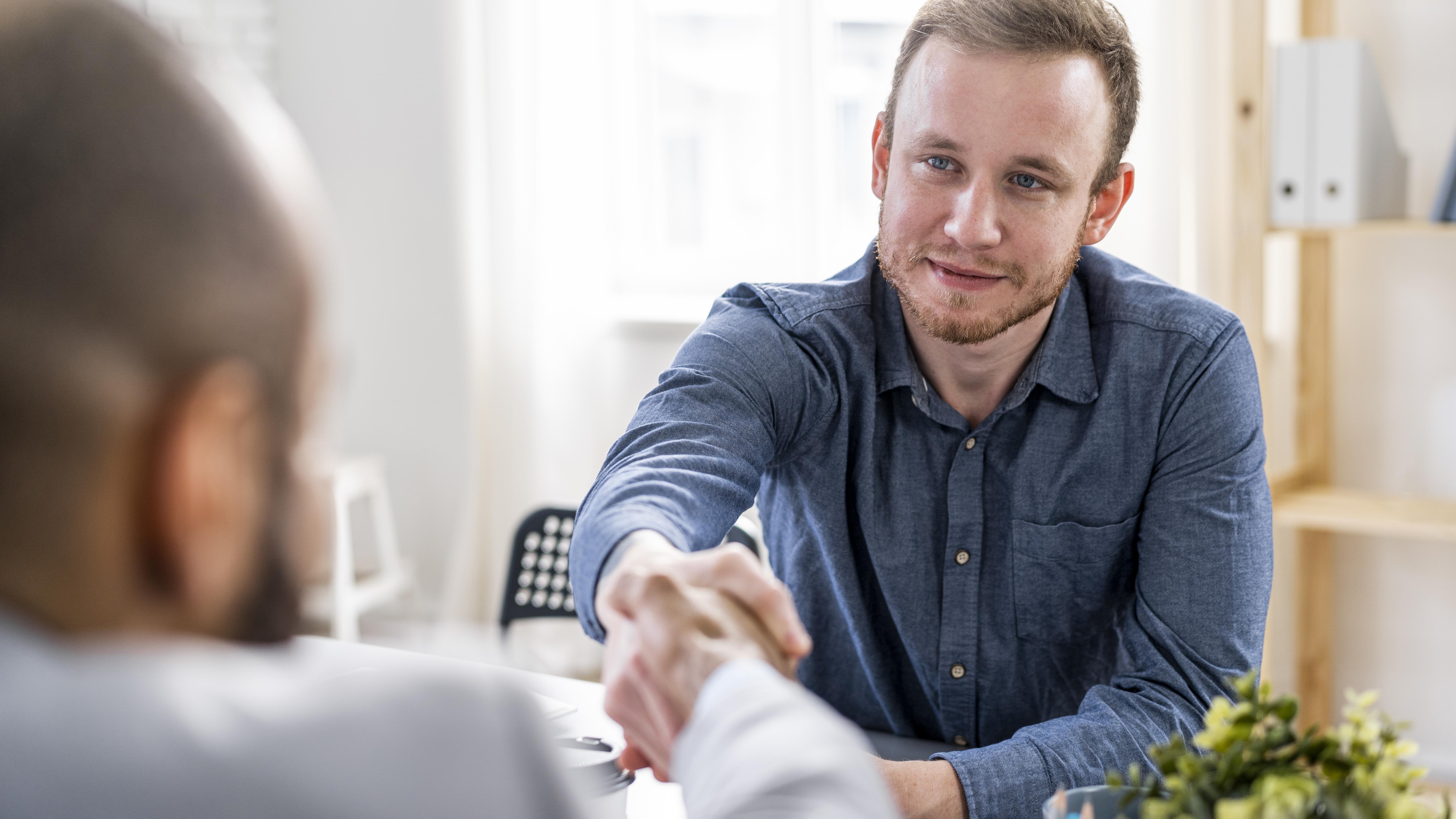 Professionisti su Agora Italia - Fatti trovare dai clienti e fai crescere la tua attività